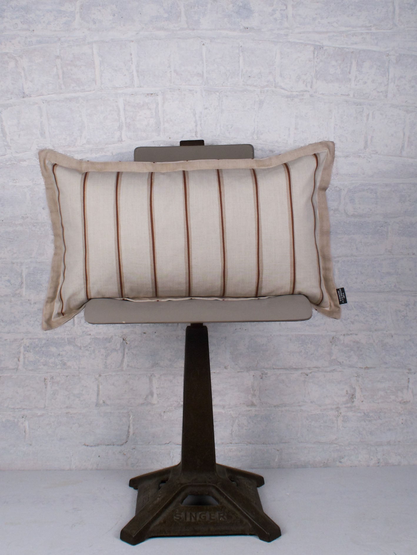 Ayrshire Stripe - Ivory 55cmx32cm