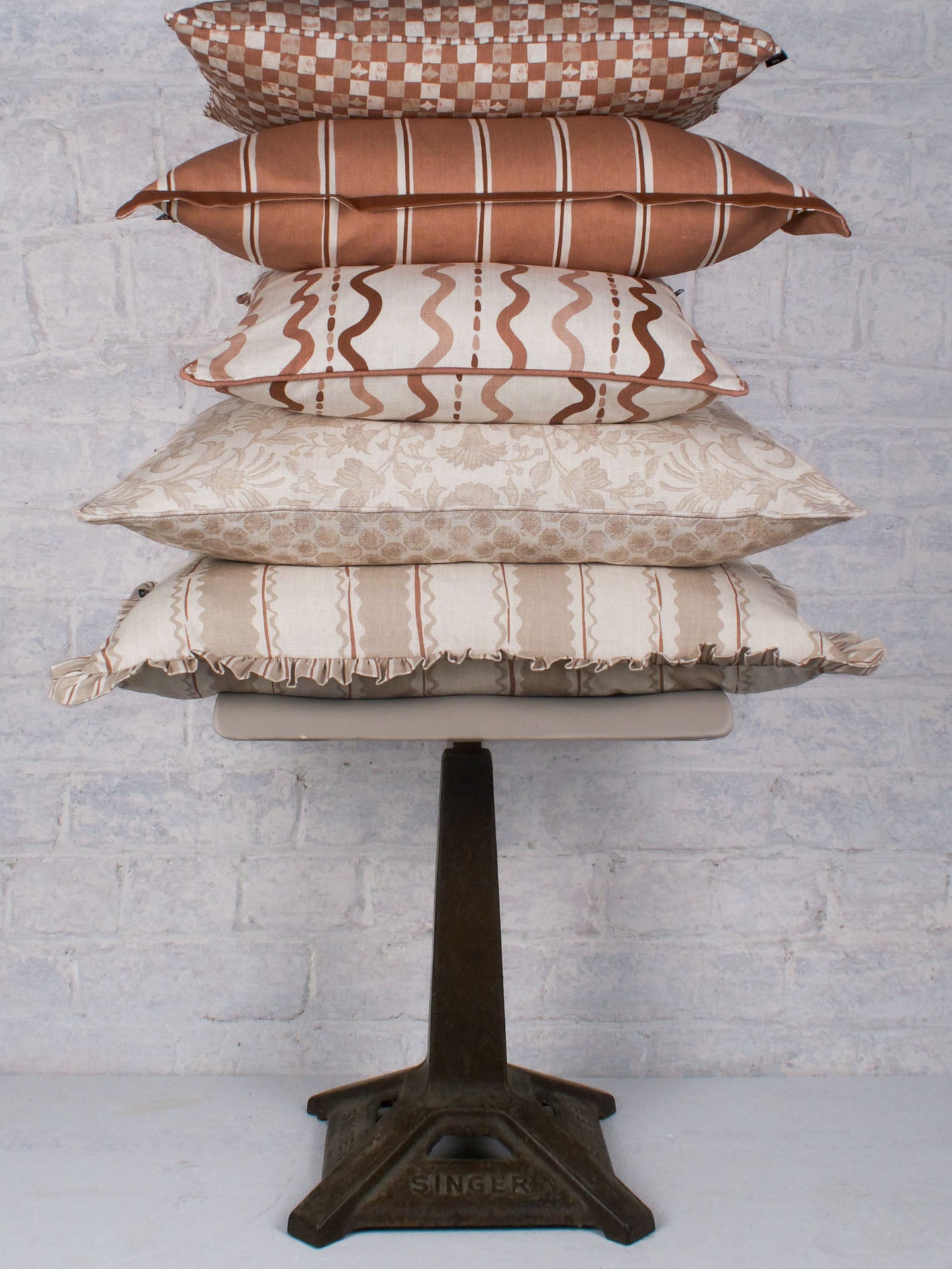Wiggle Stripe - Terracotta 43cmx43cm