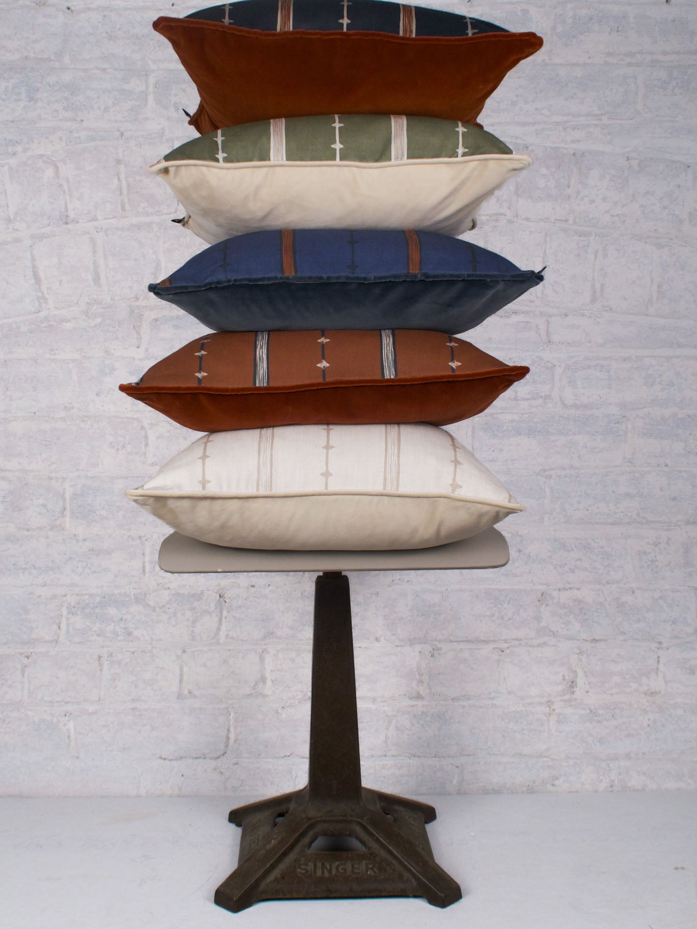 Remy - Terracotta 43cmx43cm